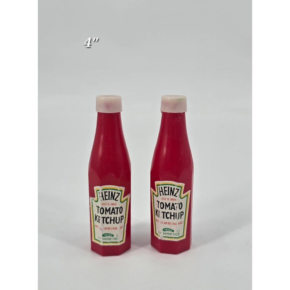 Vintage Heinz Salt & Pepper Shakers Tomato Ketchup Bottles Plastic Retro Kitchen